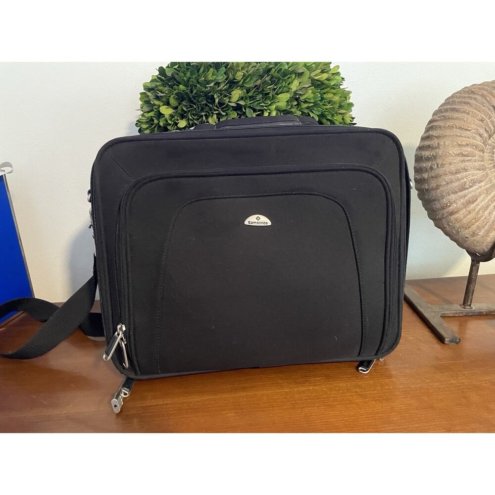 Samsonite Laptop Tablet Shoulder Bag with Strap